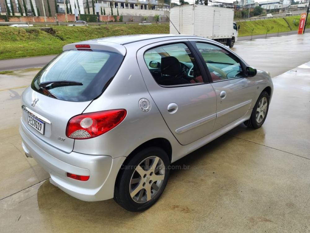 PEUGEOT - 207 - 2012/2013 - Cinza - R$ 27.900,00