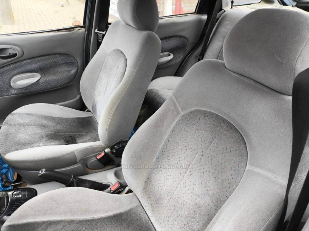 FORD - ESCORT - 1998/1998 - Azul - R$ 8.600,00