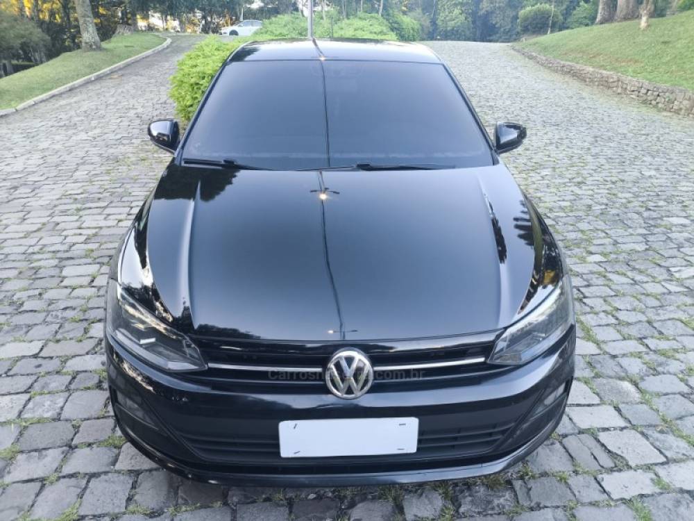 VOLKSWAGEN - POLO - 2017/2018 - Preta - R$ 63.800,00
