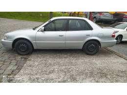 TOYOTA - COROLLA - 2000/2001 - Prata - R$ 24.800,00