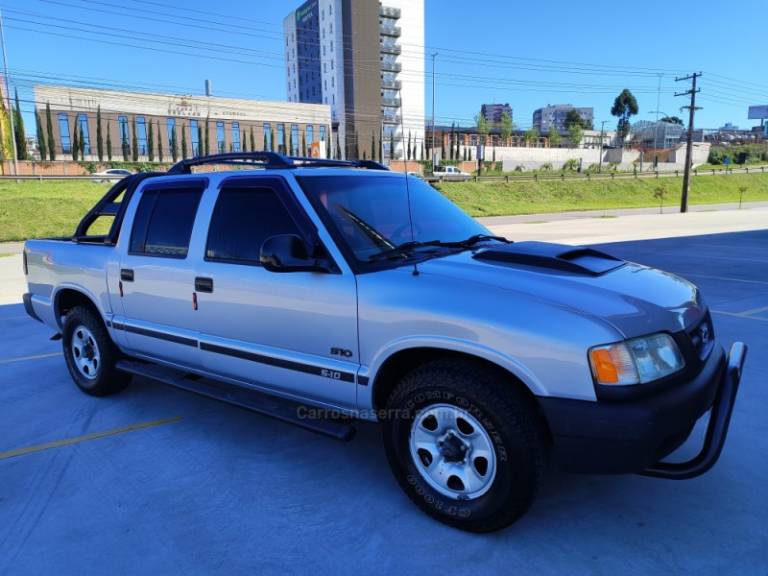 CHEVROLET - S10 - 1997/1998 - Prata - R$ 30.900,00