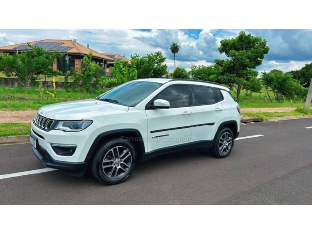JEEP - COMPASS - 2018/2019 - Branca - R$ 93.000,00
