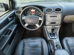 FORD - FOCUS - 2011/2012 - Cinza - R$ 44.800,00