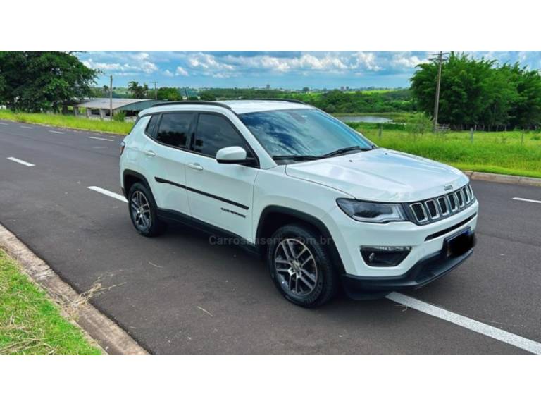 JEEP - COMPASS - 2018/2019 - Branca - R$ 93.000,00