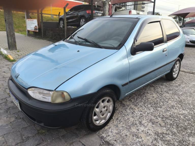 FIAT - PALIO - 1996/1997 - Azul - R$ 11.800,00