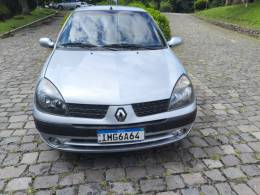 RENAULT - CLIO - 2004/2005 - Prata - R$ 14.800,00