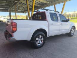 NISSAN - FRONTIER - 2012/2013 - Branca - R$ 83.800,00