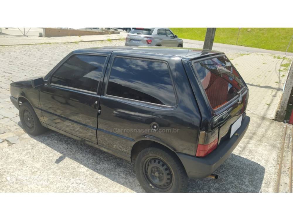 FIAT - UNO - 1990/1991 - Preta - R$ 9.000,00