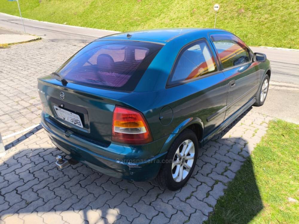 CHEVROLET - ASTRA - 1998/1999 - Verde - R$ 12.800,00