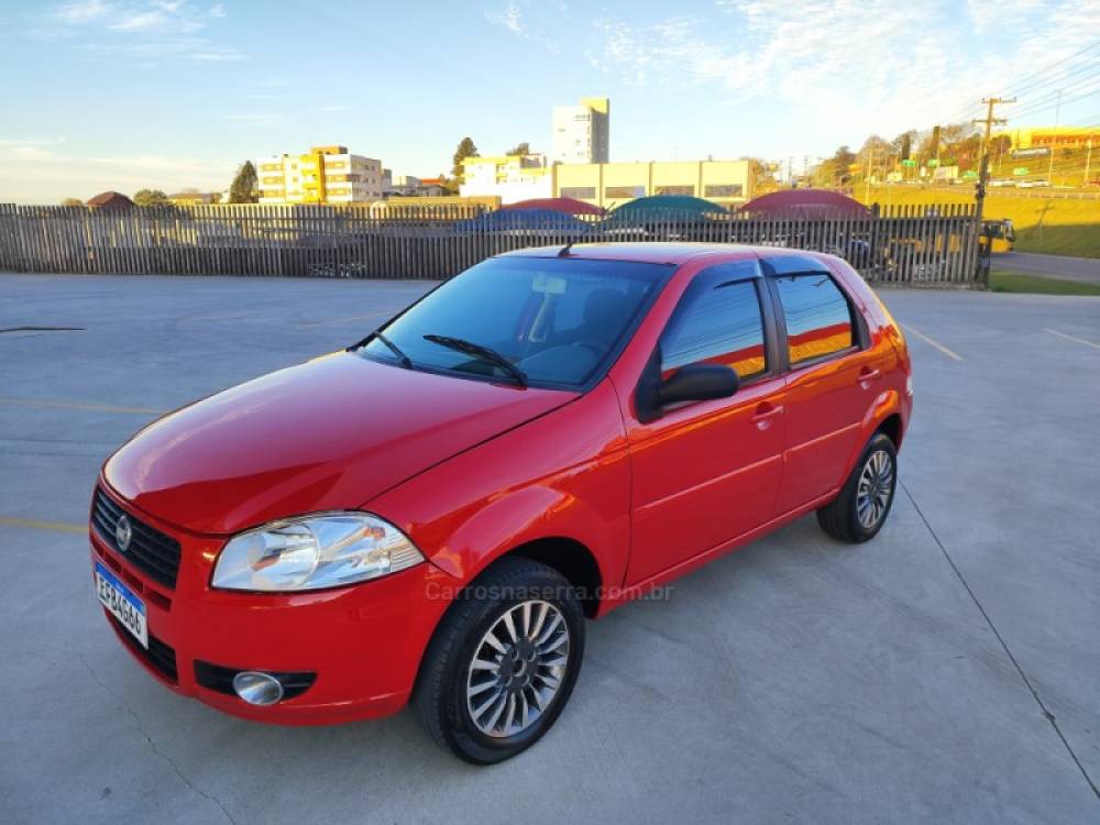 FIAT - PALIO - 2008/2008 - Vermelha - R$ 22.500,00