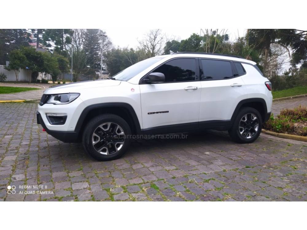 JEEP - COMPASS - 2017/2018 - Branca - R$ 119.800,00