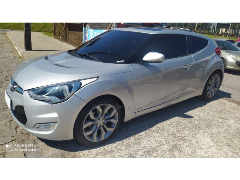 HYUNDAI - VELOSTER - 2011/2012 - Prata - R$ 60.900,00