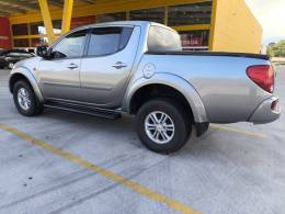 MITSUBISHI - L200 TRITON - 2014/2015 - Cinza - R$ 114.800,00