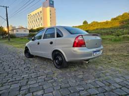 CHEVROLET - CORSA - 2004/2005 - Prata - R$ 20.500,00