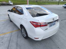 TOYOTA - COROLLA - 2014/2015 - Branca - R$ 90.800,00
