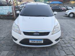 FORD - FOCUS - 2011/2012 - Branca - R$ 46.000,00