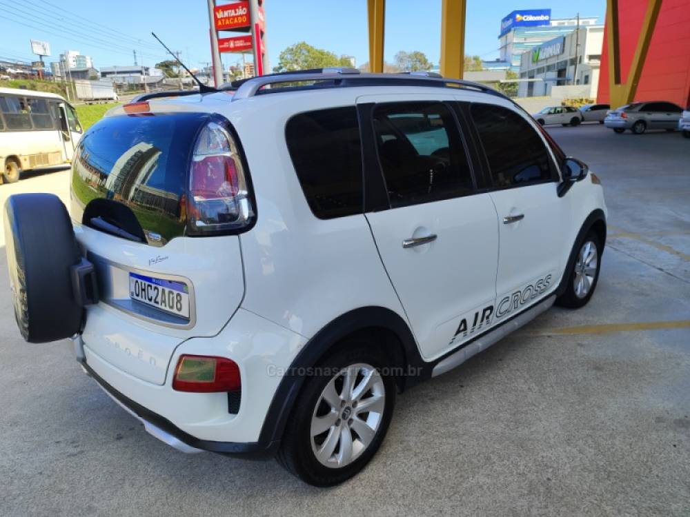 CITROËN - AIRCROSS - 2012/2013 - Branca - R$ 38.900,00