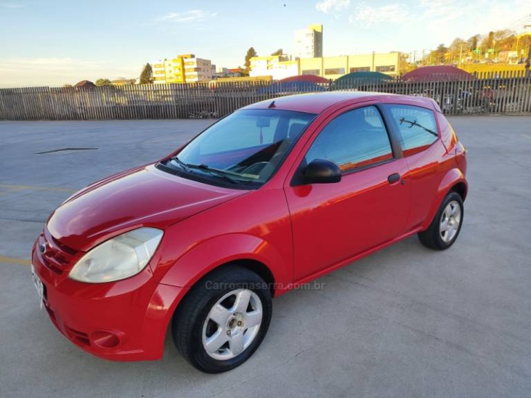 FORD - KA - 2010/2011 - Vermelha - R$ 16.900,00