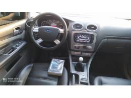 FORD - FOCUS - 2008/2009 - Prata - R$ 37.000,00