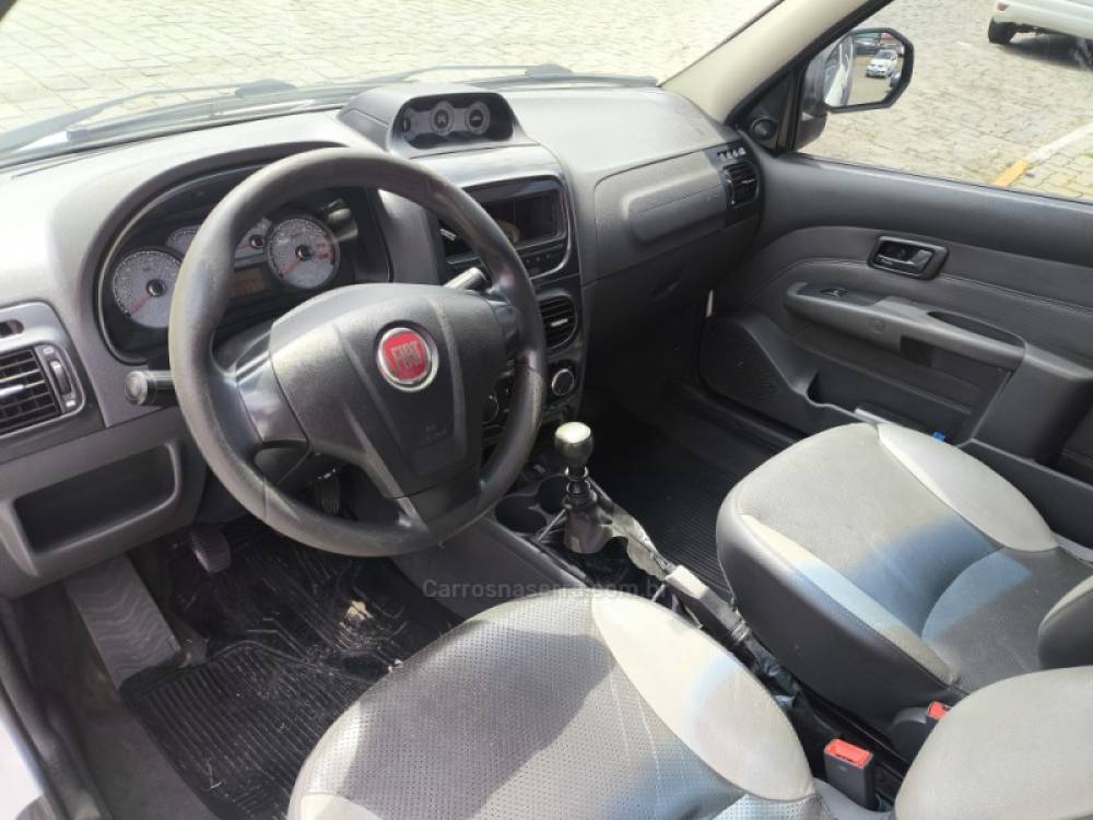 FIAT - STRADA - 2012/2013 - Branca - Sob Consulta