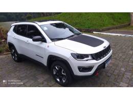 JEEP - COMPASS - 2017/2018 - Branca - R$ 120.000,00