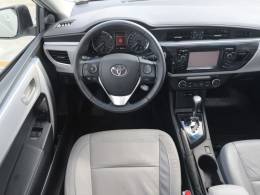 TOYOTA - COROLLA - 2014/2015 - Branca - R$ 90.800,00
