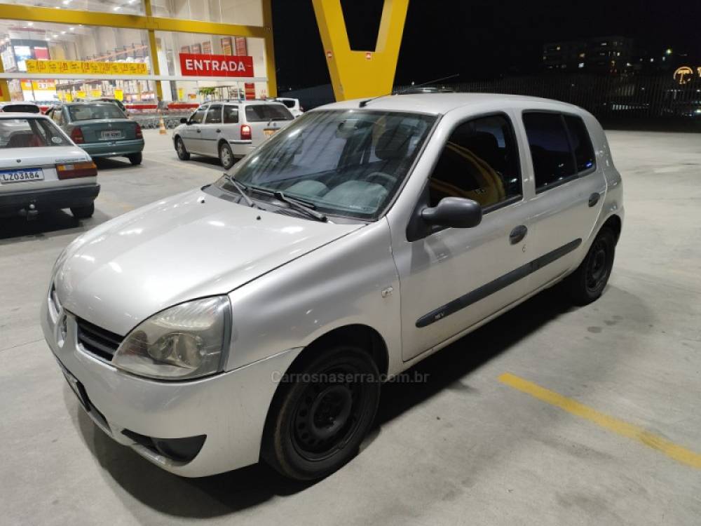 RENAULT - CLIO - 2010/2011 - Cinza - R$ 20.900,00