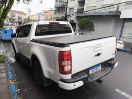 CHEVROLET - S10 - 2015/2016 - Branca - R$ 92.000,00