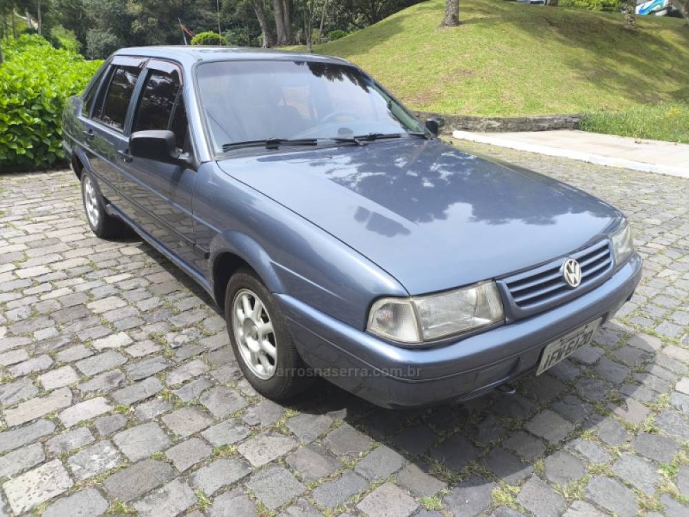 VOLKSWAGEN - SANTANA - 1996/1997 - Cinza - R$ 18.800,00