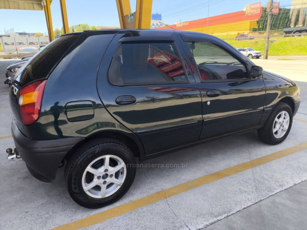 FIAT - PALIO - 2000/2001 - Verde - Sob Consulta