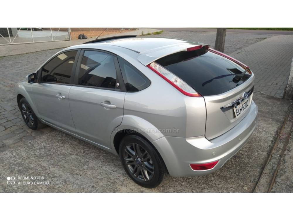 FORD - FOCUS - 2009/2009 - Prata - R$ 39.800,00