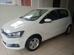 VOLKSWAGEN - FOX - 2016/2017 - Branca - R$ 56.000,00