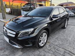 MERCEDES-BENZ - GLA 200 - 2017/2017 - Preta - R$ 110.000,00
