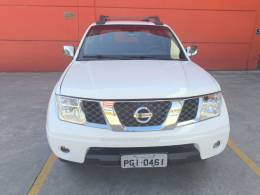 NISSAN - FRONTIER - 2012/2013 - Branca - R$ 83.800,00