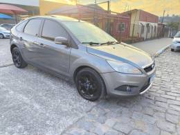 FORD - FOCUS - 2011/2012 - Cinza - R$ 44.800,00