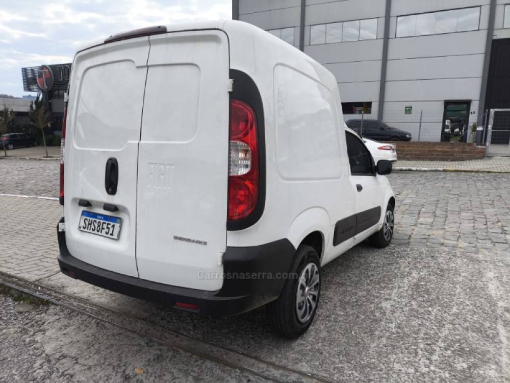 FIAT - FIORINO - 2023/2024 - Branca - R$ 91.800,00