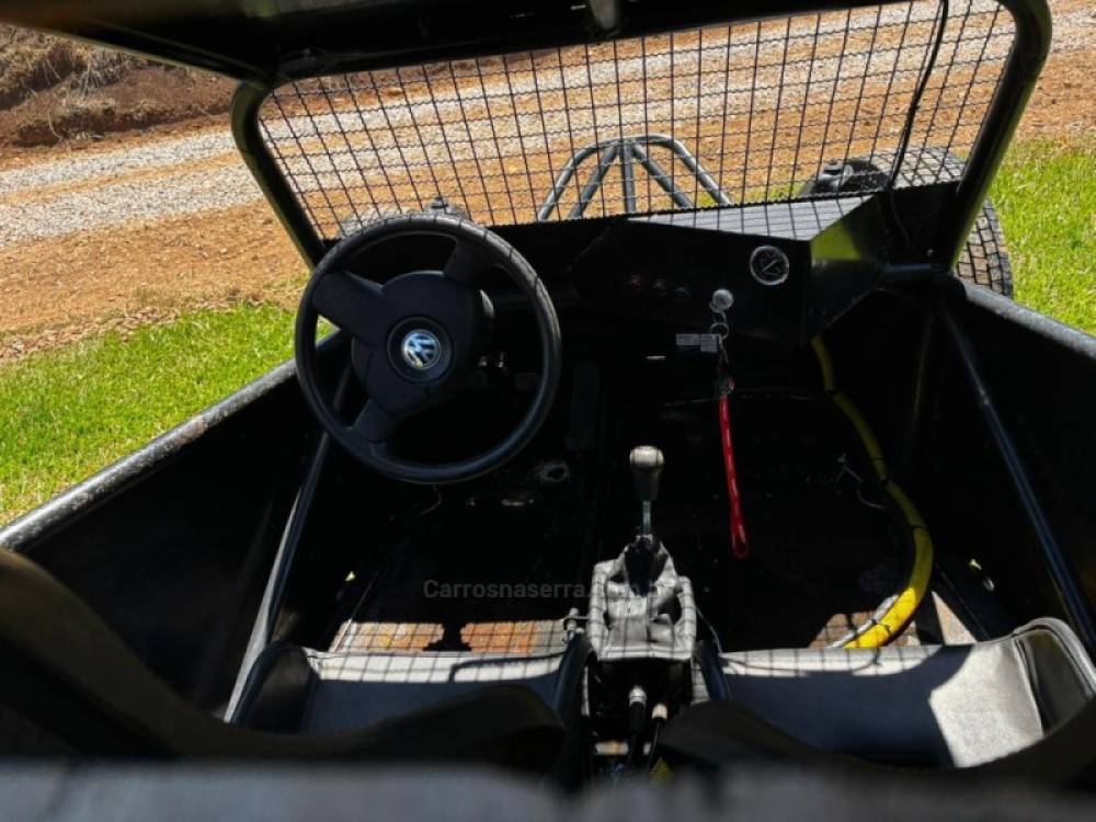 VOLKSWAGEN - GAIOLA - 2000/2000 - Preta - Sob Consulta