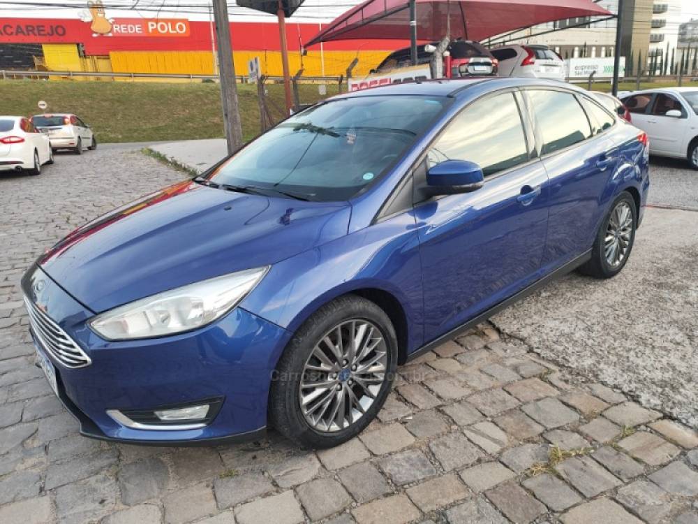 FORD - FOCUS - 2016/2017 - Azul - R$ 58.900,00