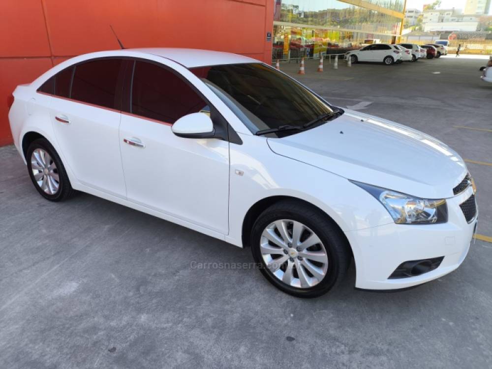 CHEVROLET - CRUZE - 2011/2012 - Branca - R$ 58.800,00