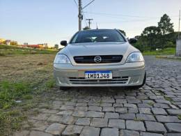 CHEVROLET - CORSA - 2004/2005 - Prata - R$ 20.500,00