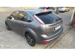 FORD - FOCUS - 2011/2012 - Cinza - R$ 35.800,00