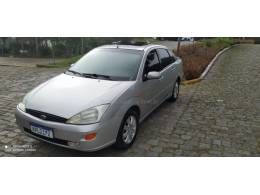 FORD - FOCUS - 2000/2001 - Prata - R$ 19.800,00