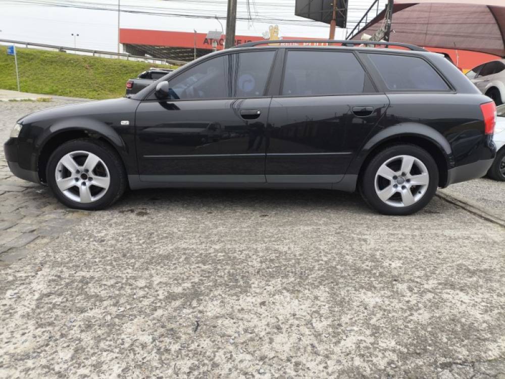 AUDI - A4 - 2002/2003 - Preta - R$ 27.800,00