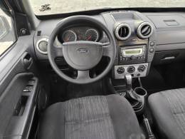 FORD - ECOSPORT - 2008/2009 - Preta - R$ 32.800,00