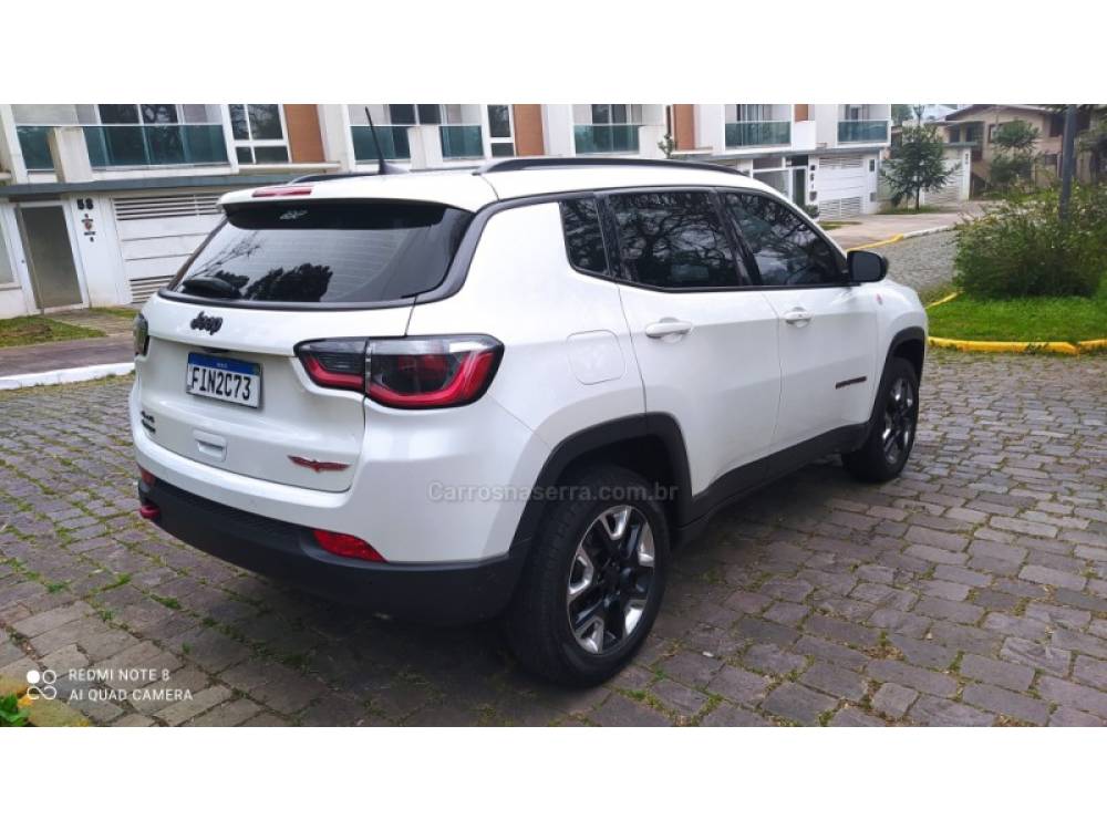 JEEP - COMPASS - 2017/2018 - Branca - R$ 120.000,00