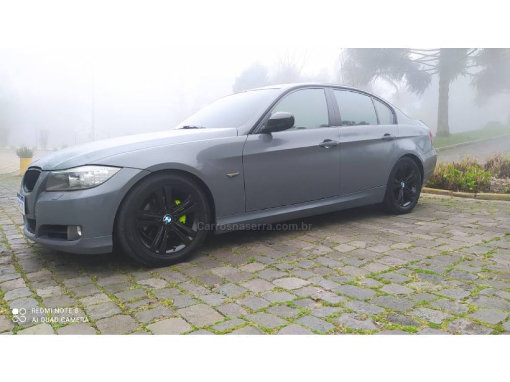 BMW - 320I - 2009/2010 - Cinza - R$ 51.900,00