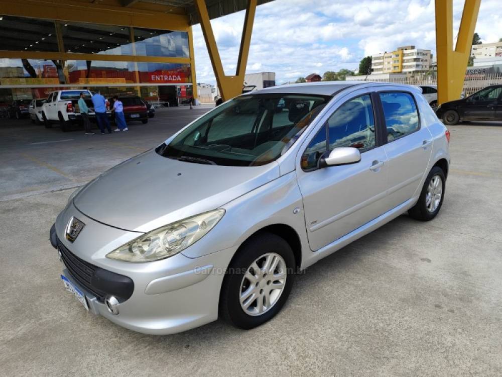 PEUGEOT - 307 - 2010/2011 - Prata - R$ 28.900,00