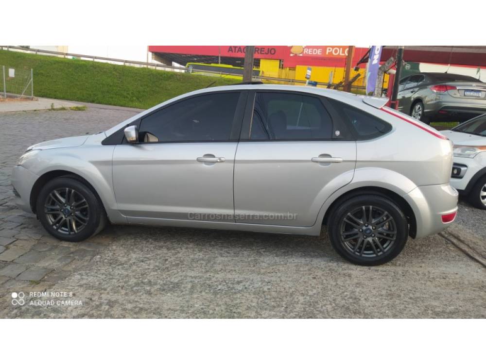 FORD - FOCUS - 2009/2009 - Prata - R$ 39.800,00