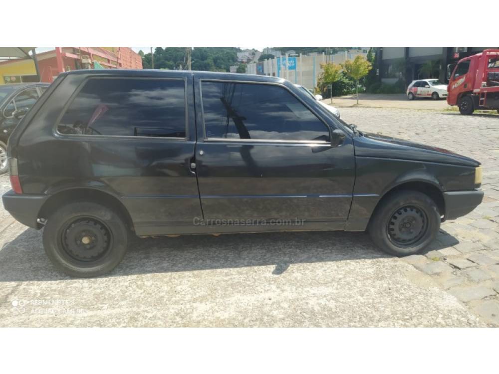 FIAT - UNO - 1990/1991 - Preta - R$ 9.000,00