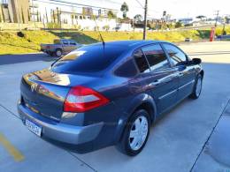 RENAULT - MÉGANE - 2008/2008 - Cinza - R$ 23.900,00